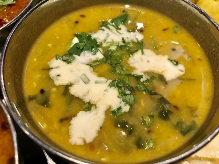 ホウレン草入りダルカレー