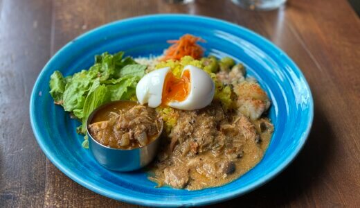 たらことスペアリブのあいがけ｜GOOD LUCK CURRY（恵比寿）