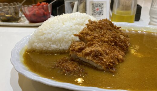 カツカレー｜モンスナック（新宿）