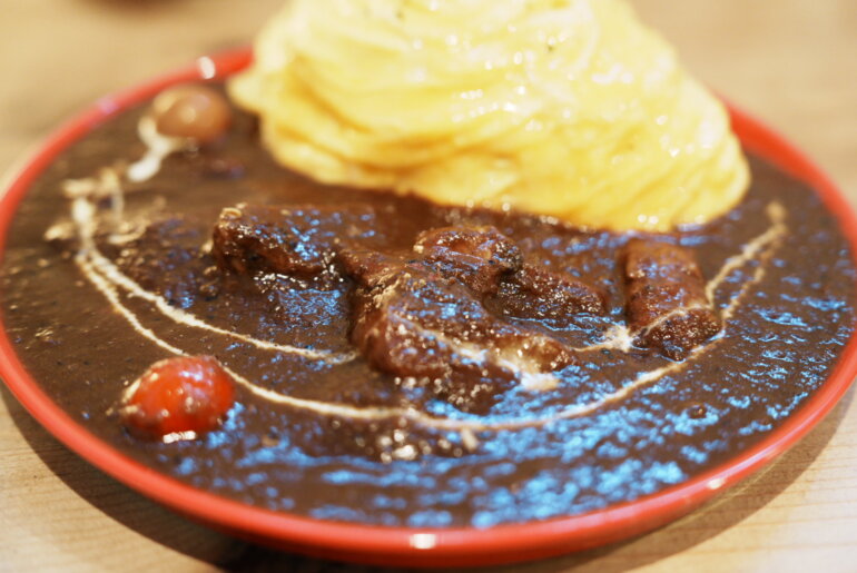 下北沢　YOUNG（ヤング）