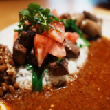 婁熊東京(ルクマトウキョウ）ホルモンカレー