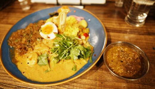 3種あいがけカレー｜カレーショップ初恋（渋谷）
