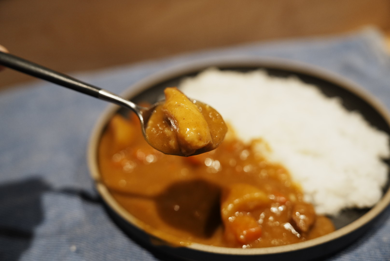 ニシキヤキッチン「じゃが豚カレー」