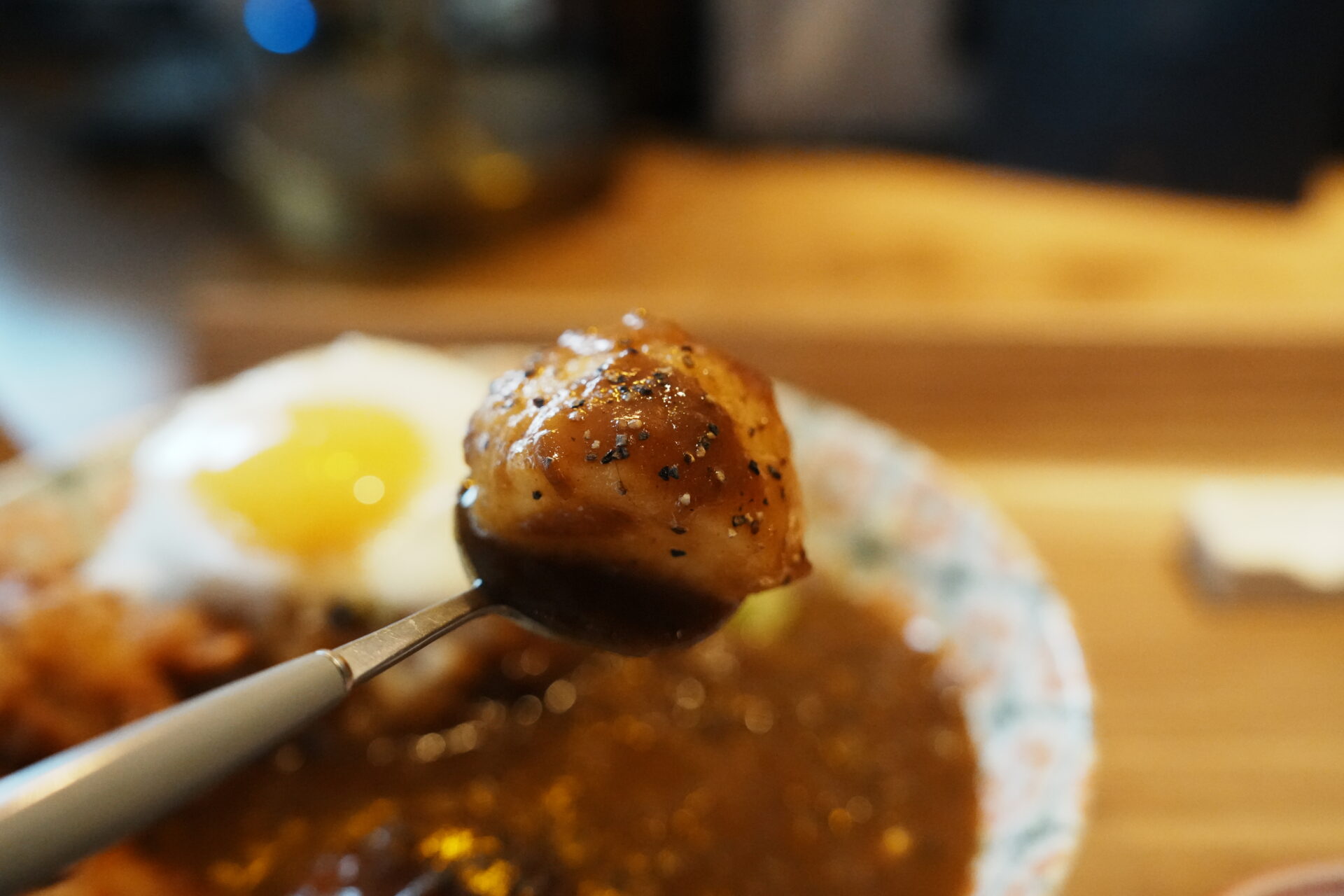 昨日のカレー（어제의 카레）