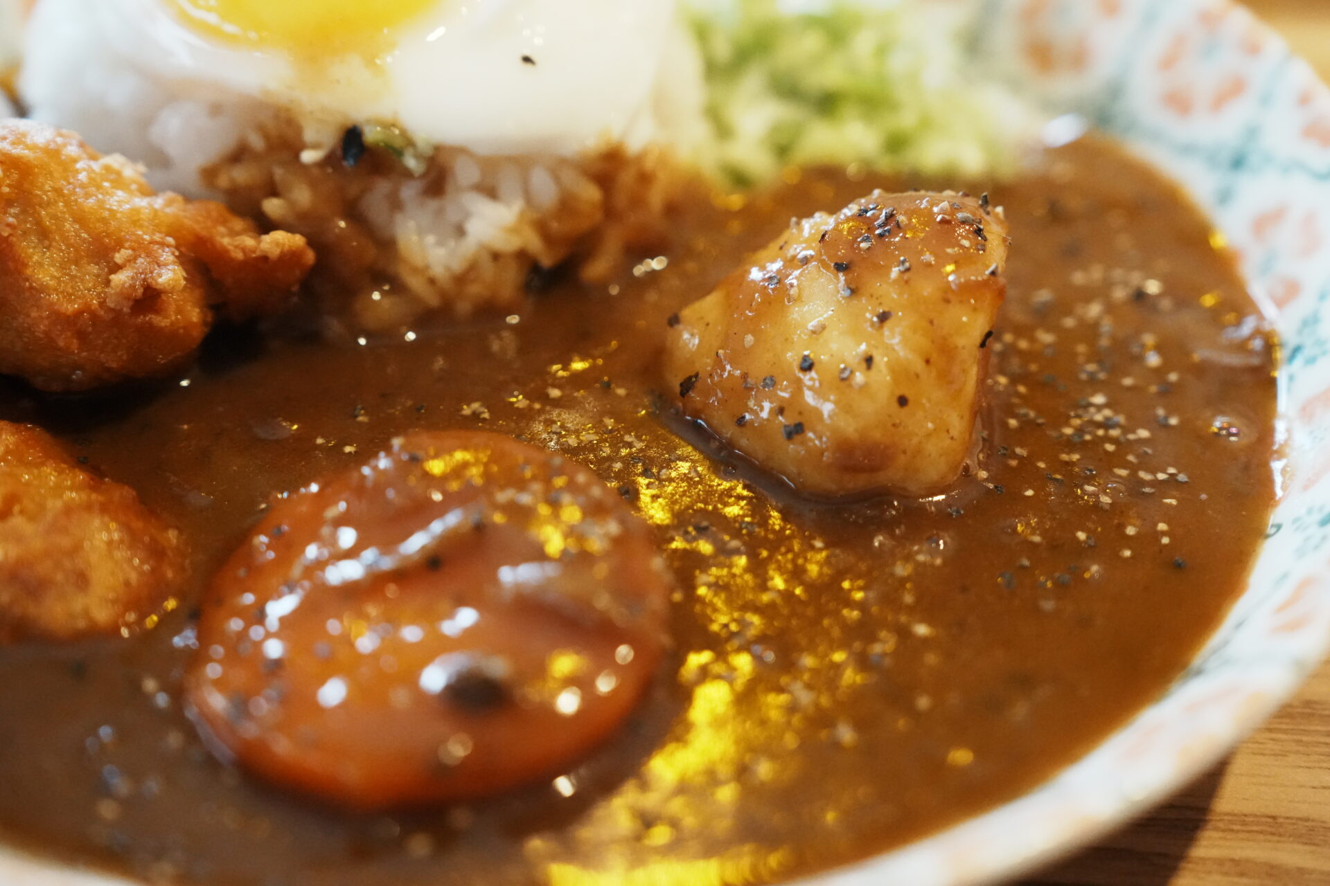 昨日のカレー（어제의 카레）