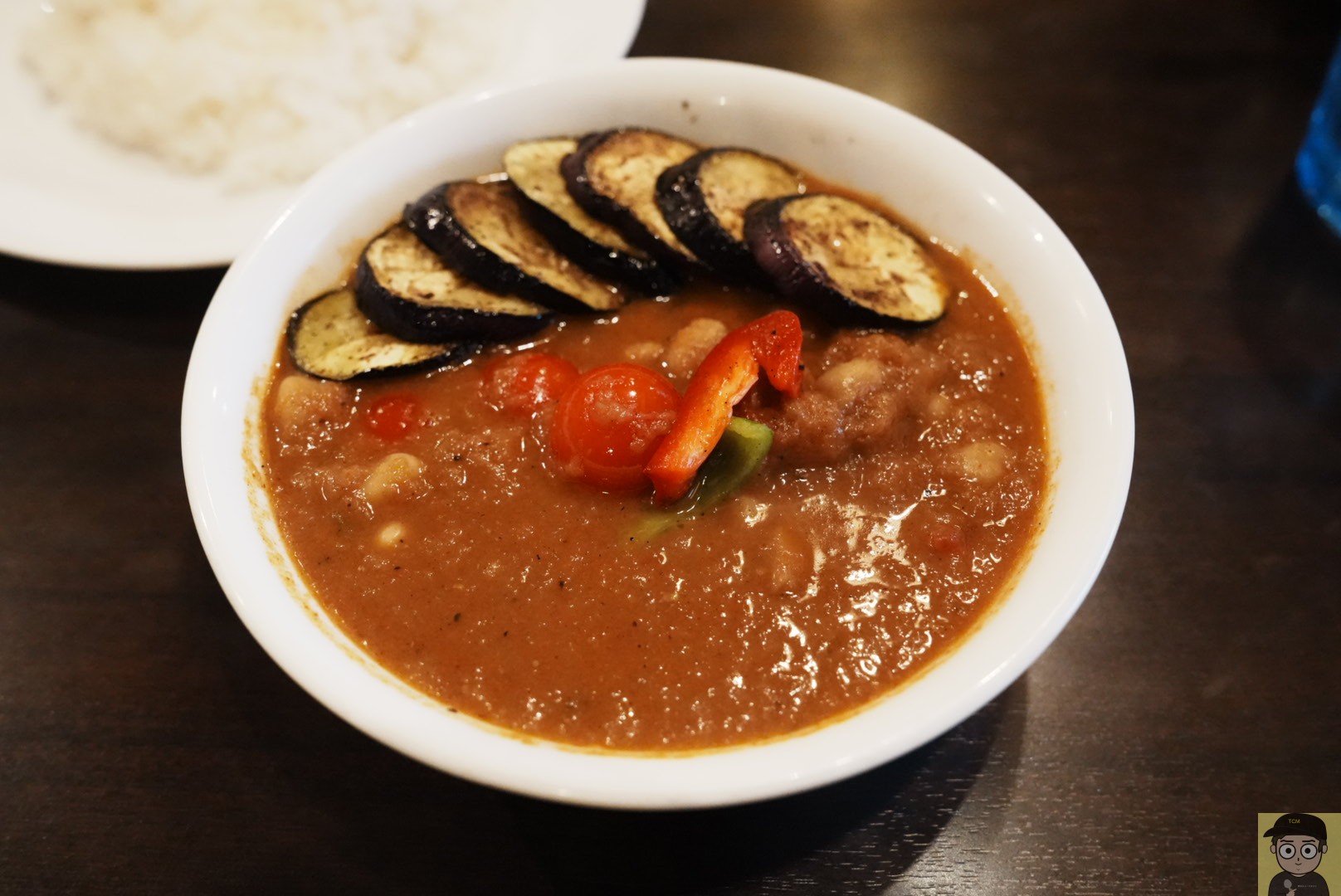 新宿御苑「草枕」のなすトマトチキンカレー