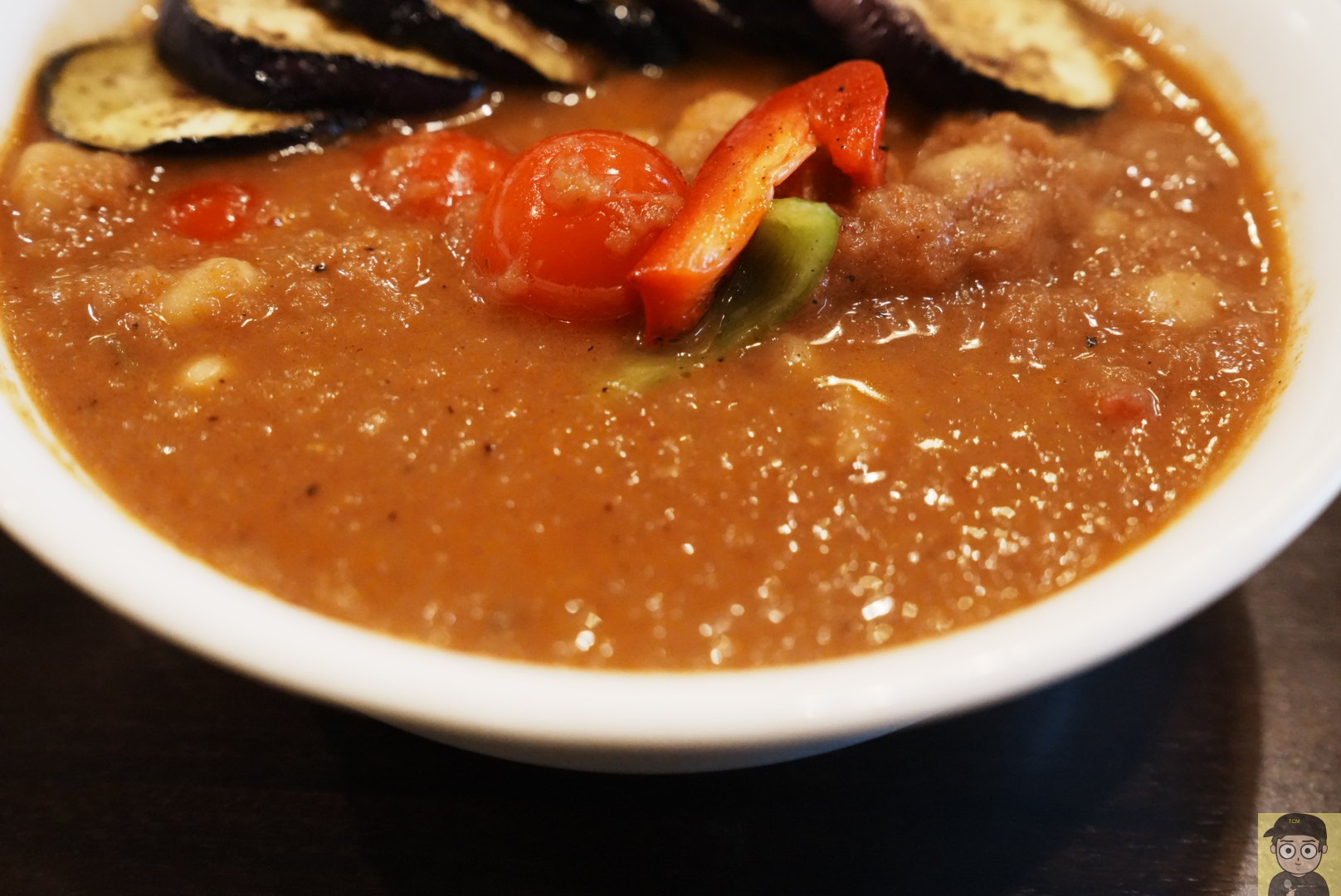 新宿御苑「草枕」のなすトマトチキンカレー