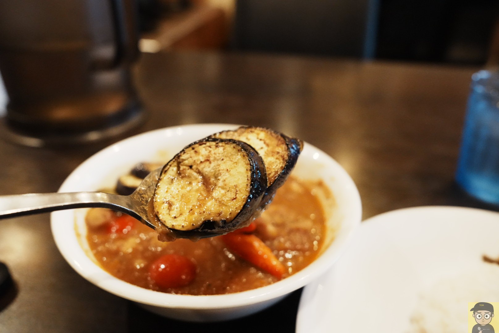 新宿御苑「草枕」のなすトマトチキンカレー