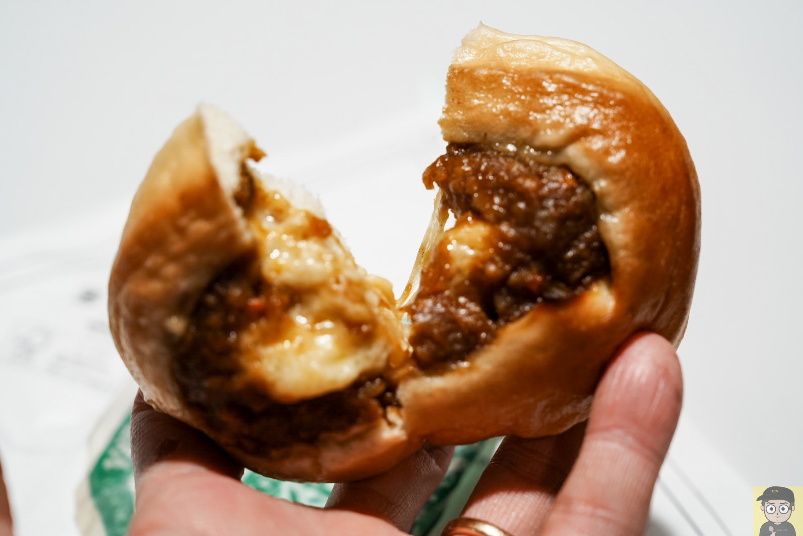 ファミリーマートこんがりビストロまん