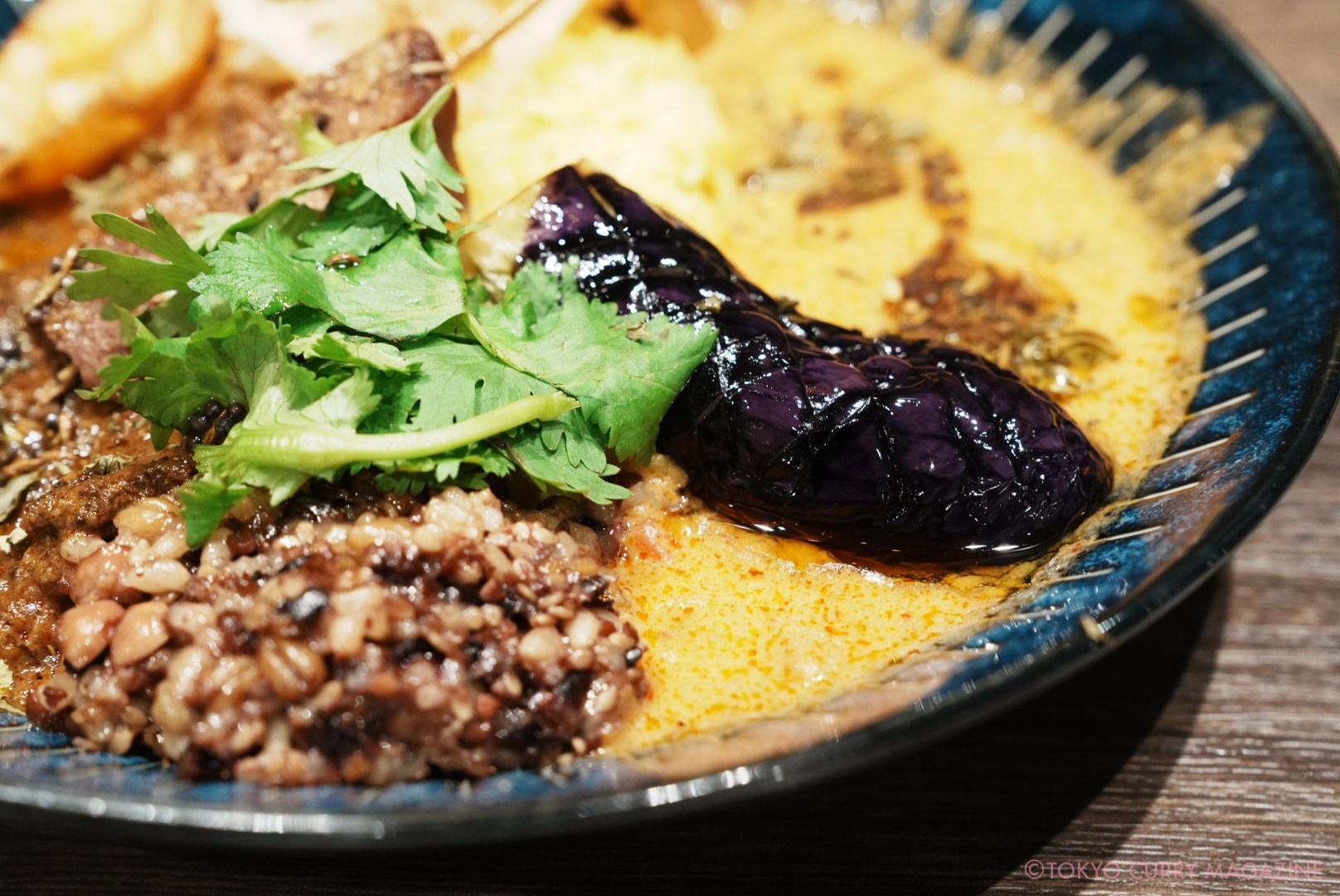 秋葉原カリガリカレー八重洲店｜東京カレーカルテット