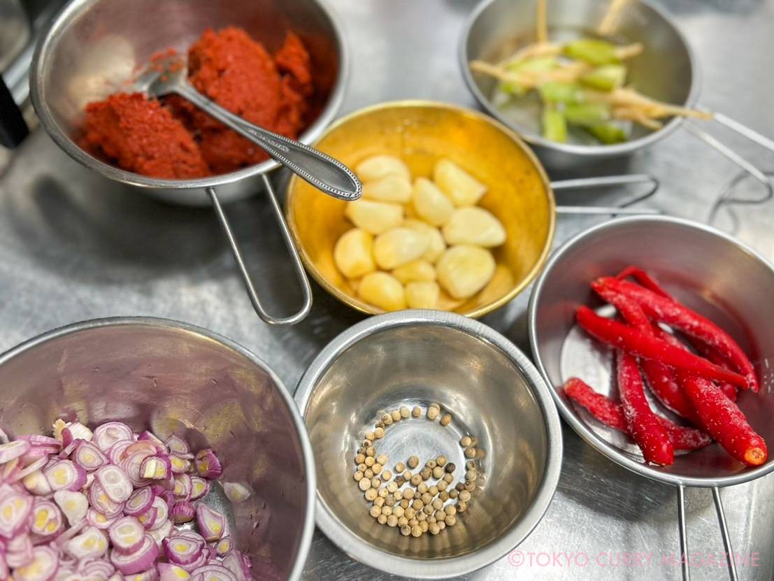 すっぽんとタイ料理 月島 源平（月島）