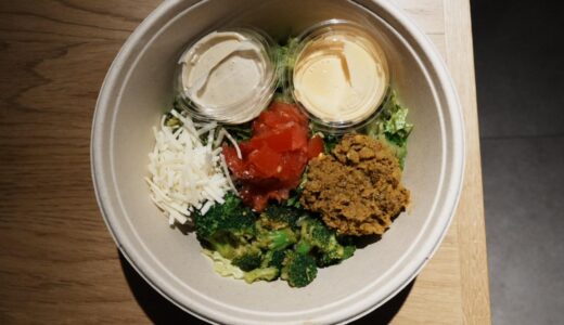 372kcalでカレー欲が満たされる！？「クリスプ・サラダワークス」の復活限定メニュー「チージースパイスカレー」が反則級だった件